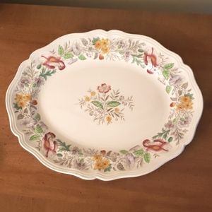 Royal Doulton Bone China Stratford oval Platter EUC